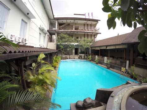 Grand Guci Hotel, Bandung: Hotel Reviews, Rooms & Prices.